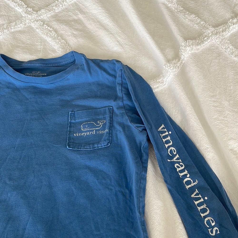 Boys- long sleeve Vineyard Vines tee- size medium (fit my 10 year old well)